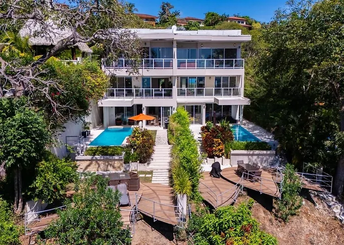 Casa White Duplex Beautiful Villa