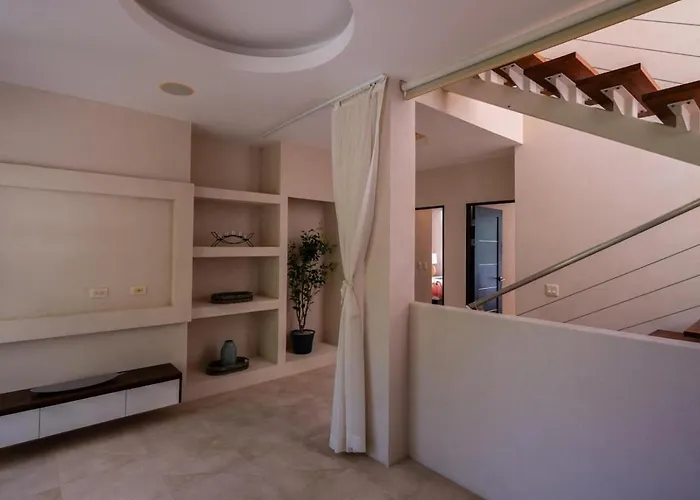 Casa White Duplex Beautiful Villa *
