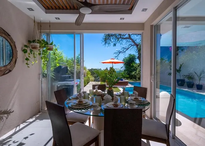 Villa Casa White Duplex Beautiful *